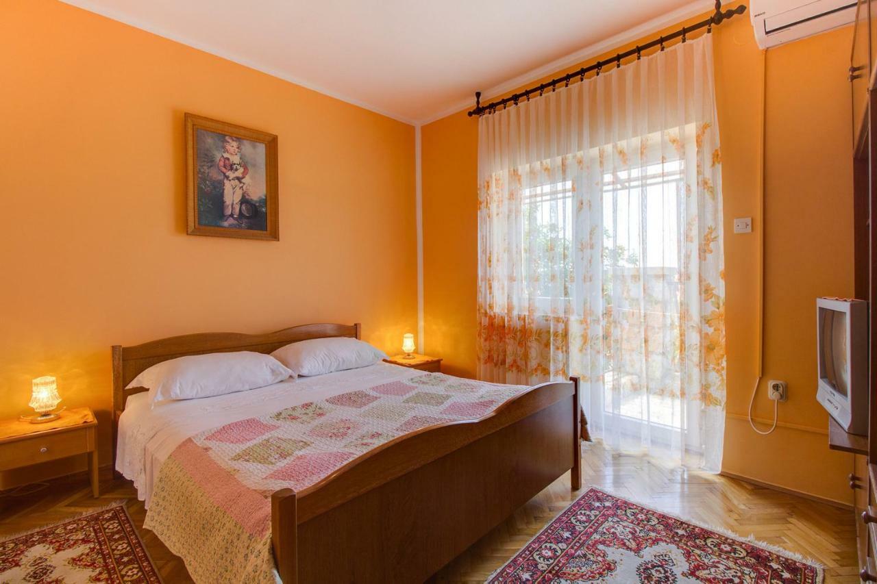 Apartment Stela Mali Lošinj Esterno foto